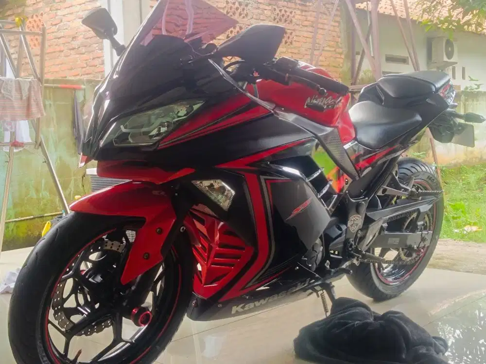 Jual motor ninja 250 FI SE