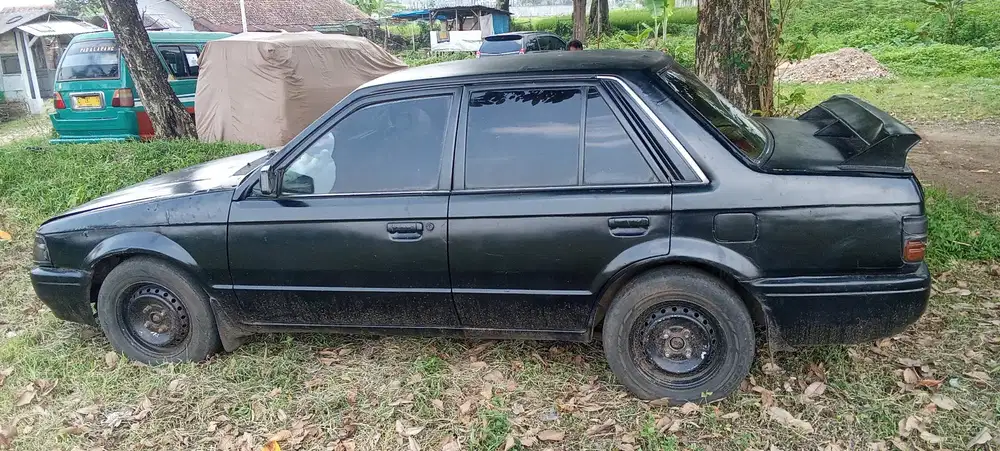 Ford laser 1996 Bensin