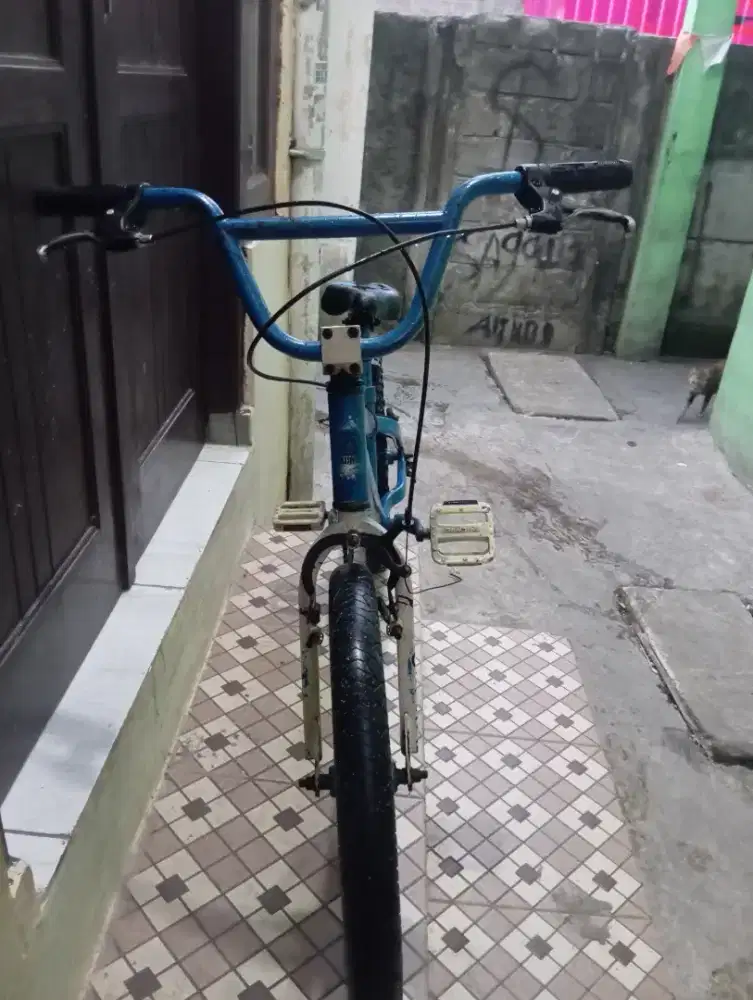 Di jual Jual sepeda BMX pacific pip 2988-3 aloy