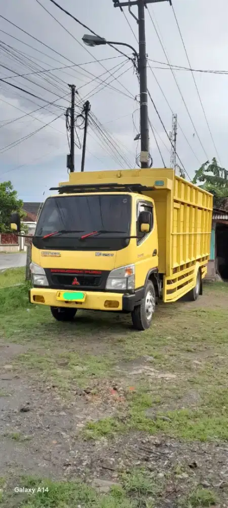 Truck Mitsubishi 2014
