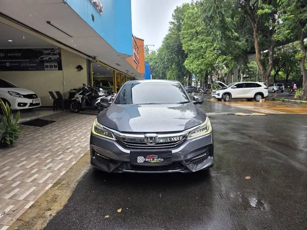 Honda Accord VTIL NIK 2016 km 86rb Service record