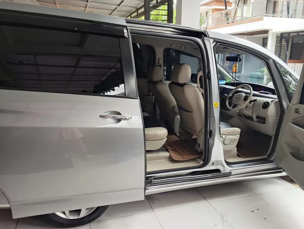 Mazda Biante 2015 Bensin