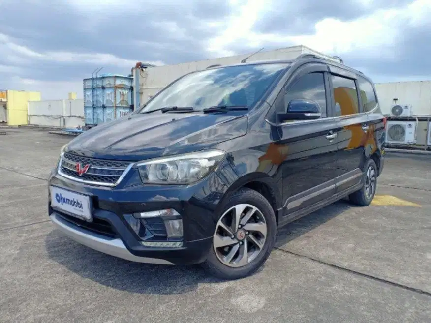 DP RENDAH - Wuling Confero S 1.5 L ACT Lux Plus Bensin-MT 2020 SPKU