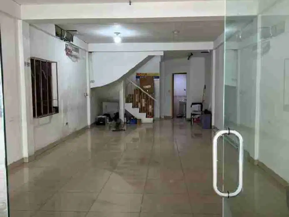 Ruko sewa lantai dasar dan lt 1 kelapa gading