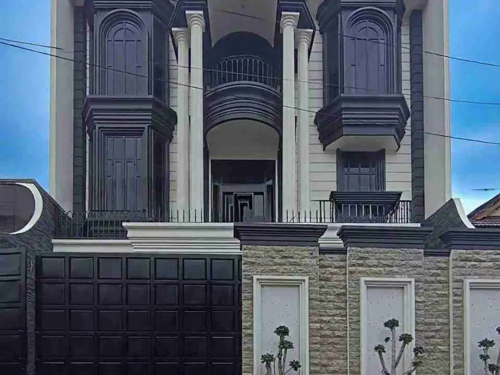 Jual rumah di kemang Jakarta selatan private pool rooftop