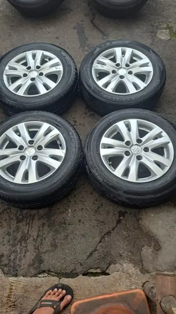 Ertiga ring 15 velg mobil ertiga for gran max new cary tayo dll