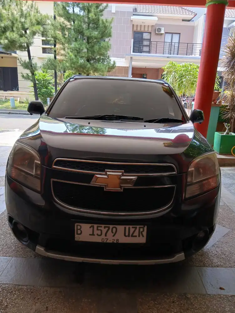 Dijual Orlando LT 1.8 2012 warna hitam