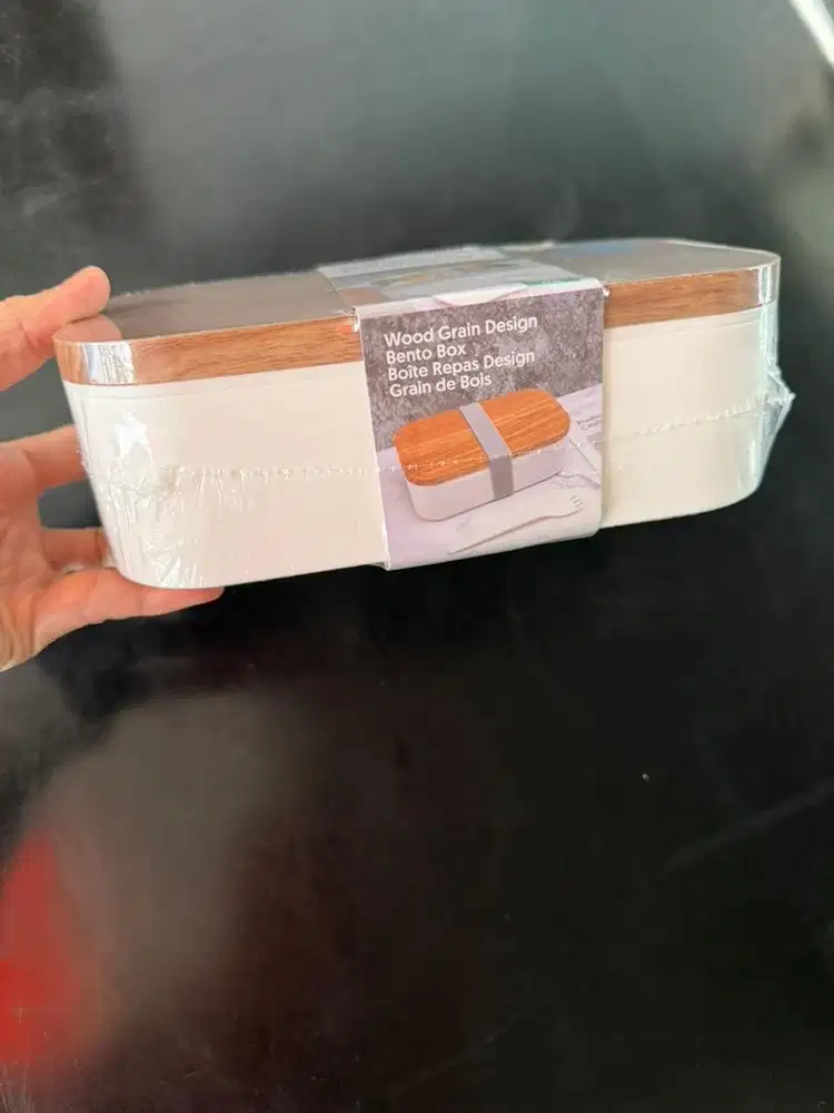 Kotak Makan Lunch Box Miniso