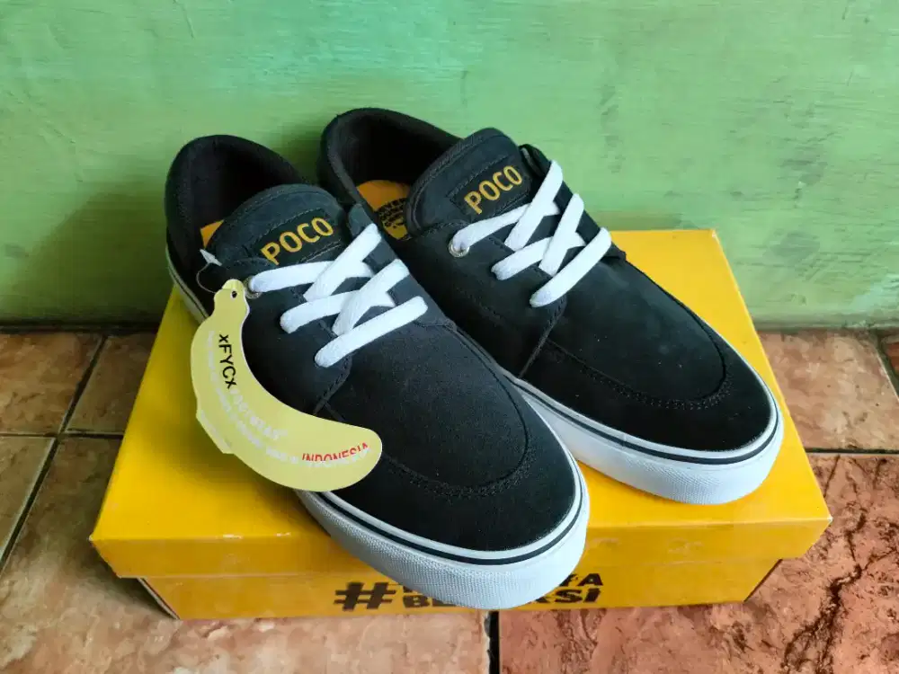 Sepatu Forever Young Crew Size 42