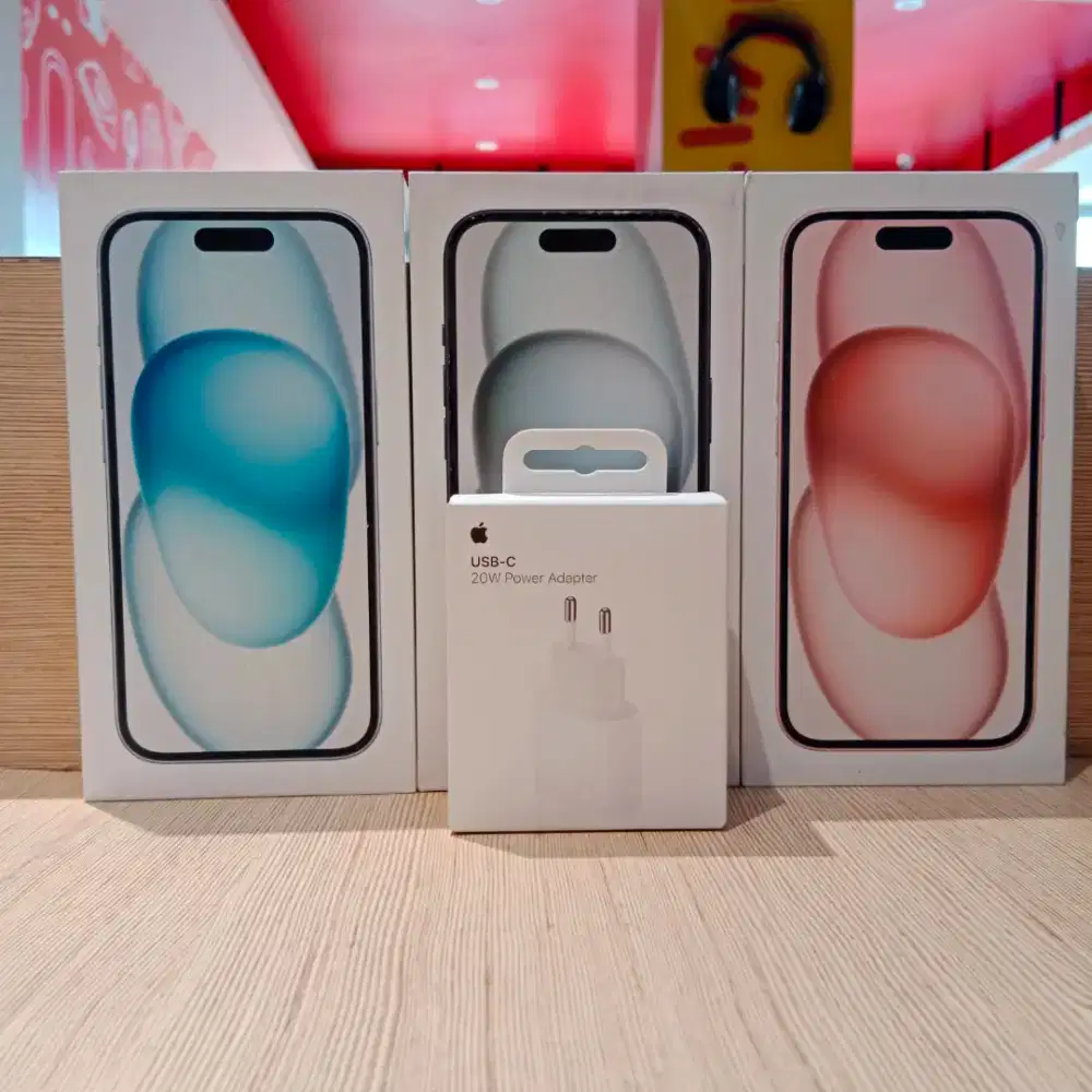 Dijual iPhone 15 + Adaptor Ori kondisi baru, segel green peel