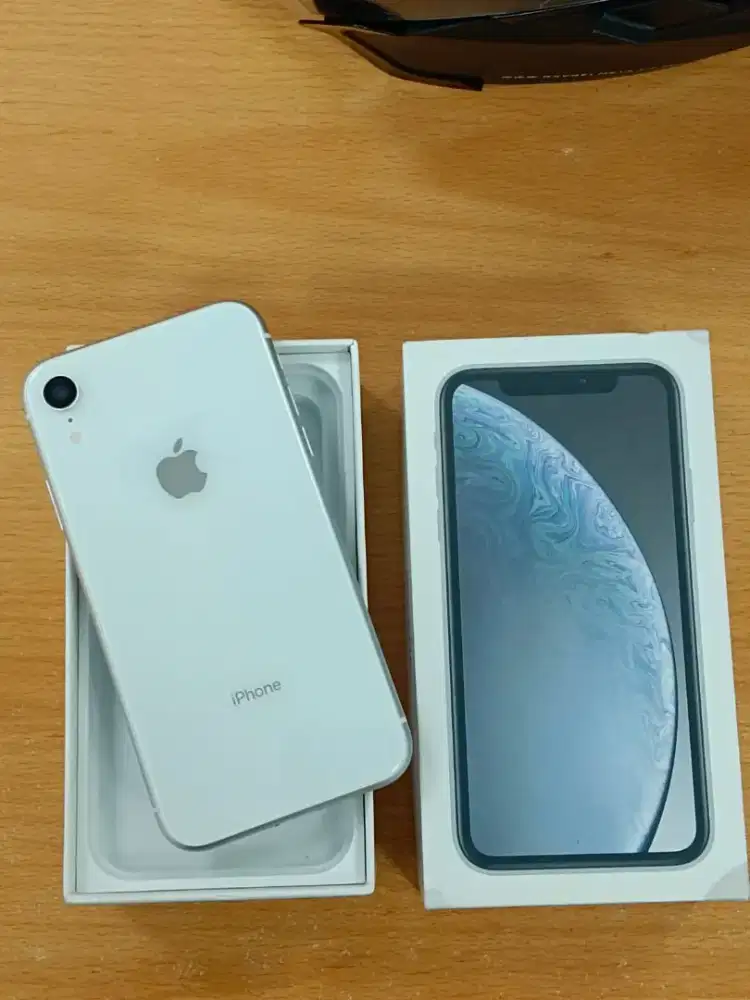 iPhone Xr 128gb All Operator Second Bergaransi Bisa TT