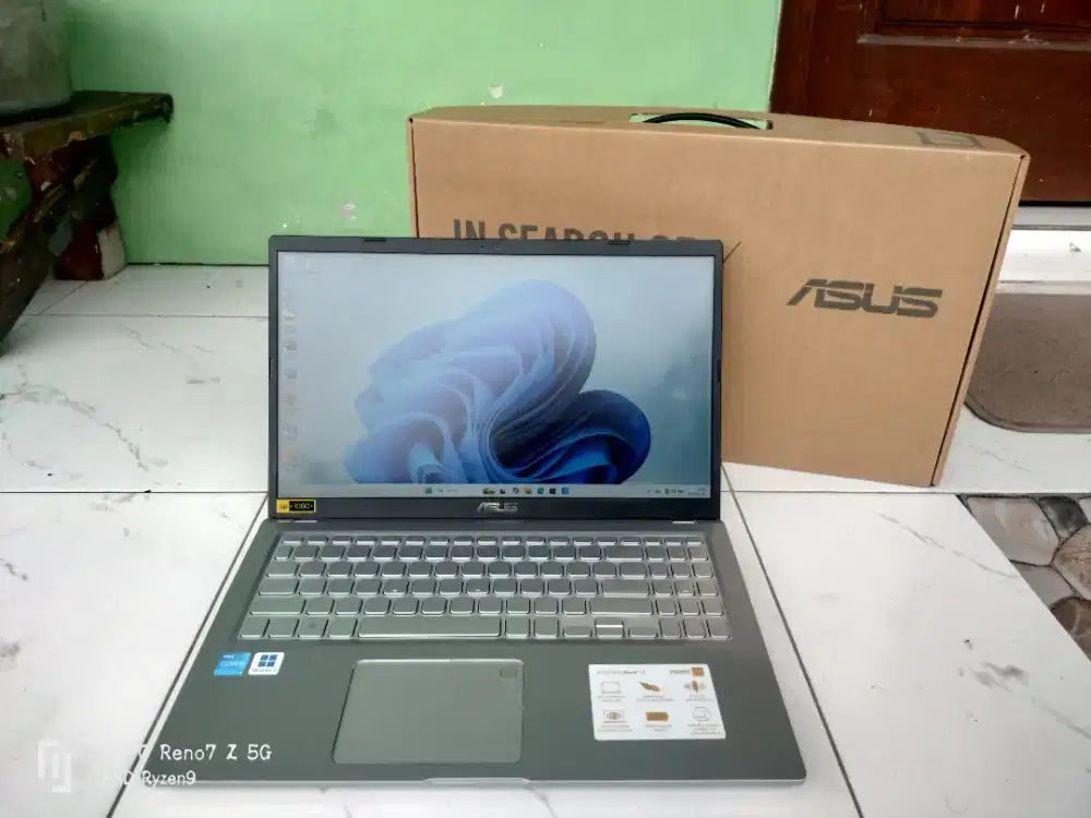 Asus Vivobook Core i3 Gen 11 SSD Ram 8 Normal Fullset Dus