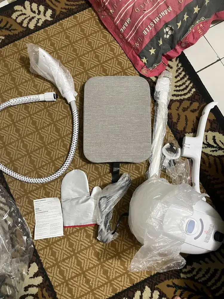 setrika uap simplus HP200B