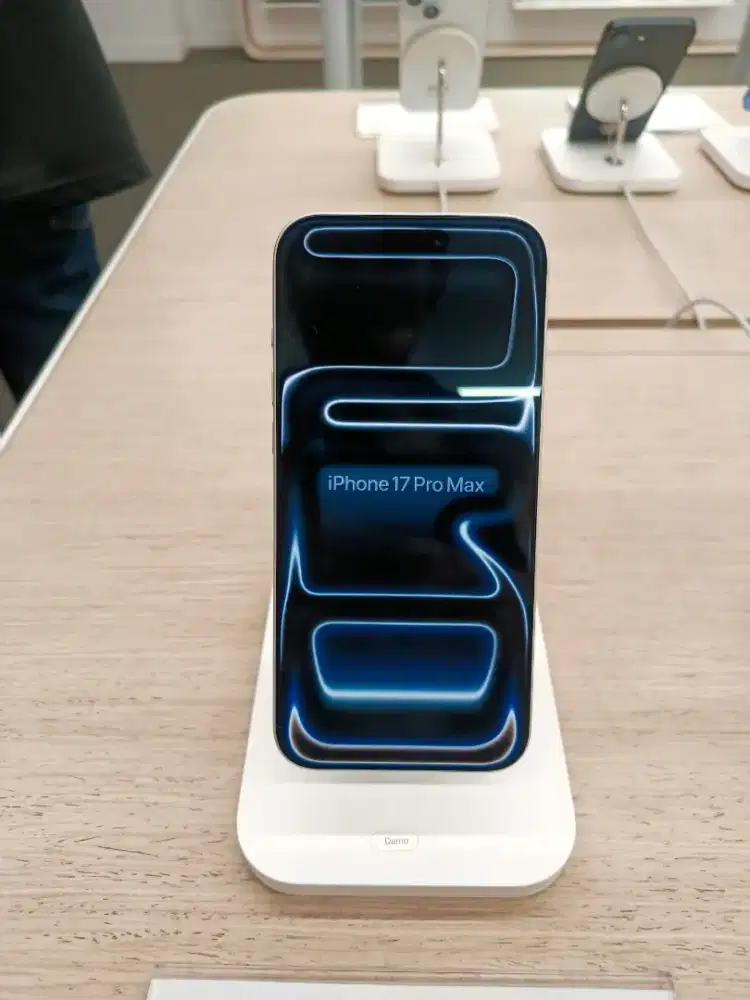 iPhone 17 Pro Max Silver 256, CICILAN TANPA DP, BAYAR BULAN DEPAN