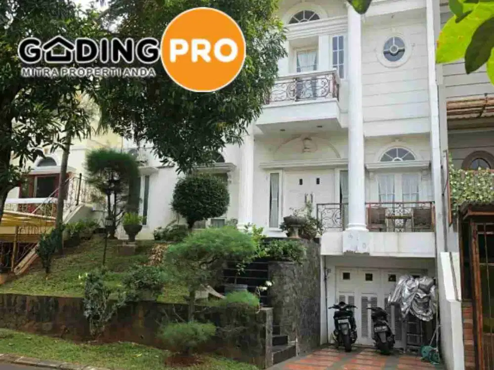 Rumah rapih 2,5 lantai siap huni di Citra Gran Cibubur