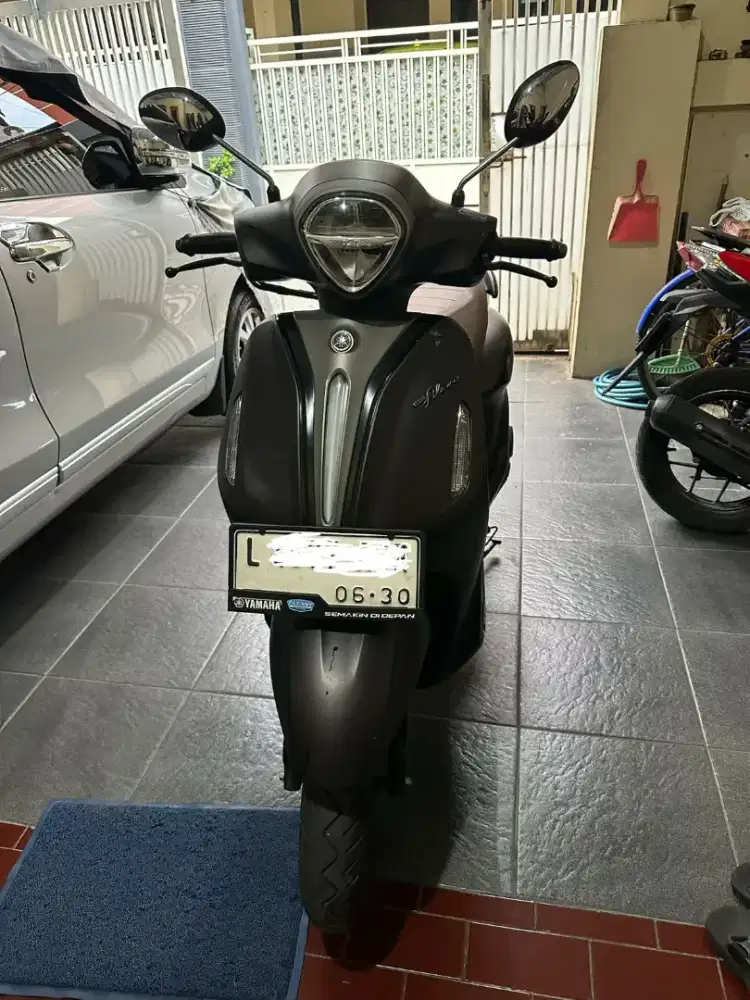 Yamaha Grand Filano Black magma