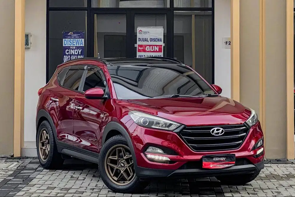 Hyundai Tucson 2.0 XG Sunroof Panoramic AT Matic 2016 Merah Metalik.
