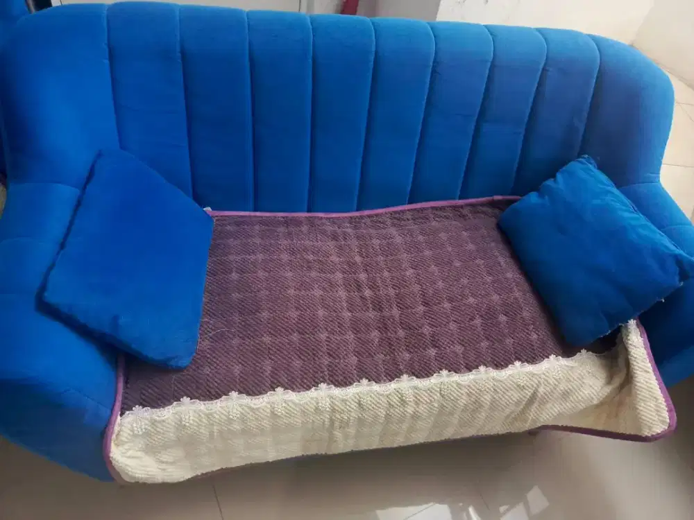Sofa 2 seater warna biru