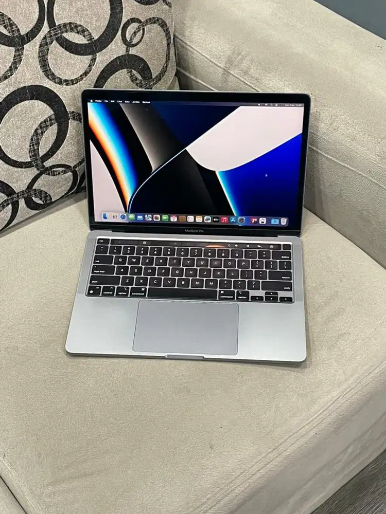 Macbook Pro M1 13” 8/256GB Gray ex iBox