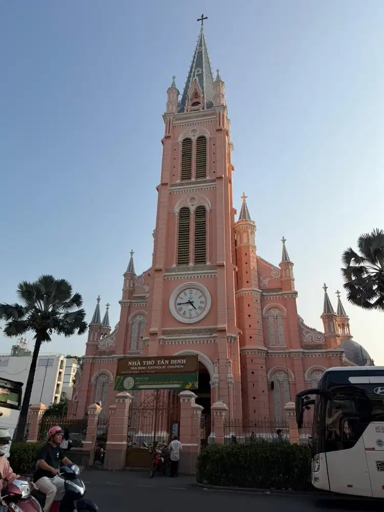 LOWONGAN PERKERJAAN ART PEREMPUAN