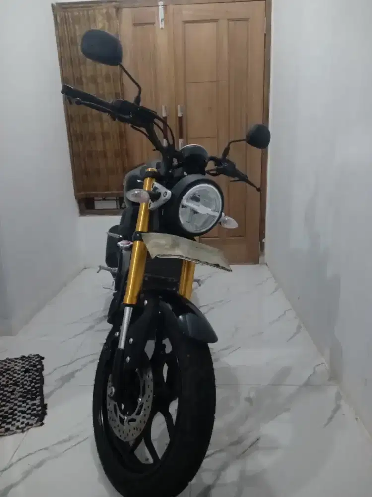 All New yamaha xsr 155 hitam km 1400 tahun 2023