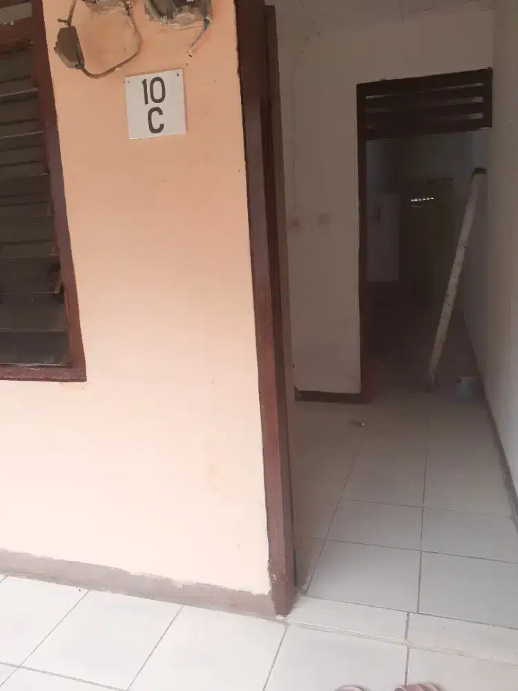 Kontrakan di sewakan bulanan.