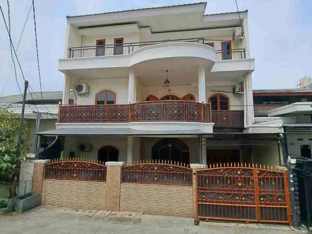 Jual Cepat Rumah Kokoh Komplek Pelindo Alur Laut Tanjung Priok Jakarta Utara