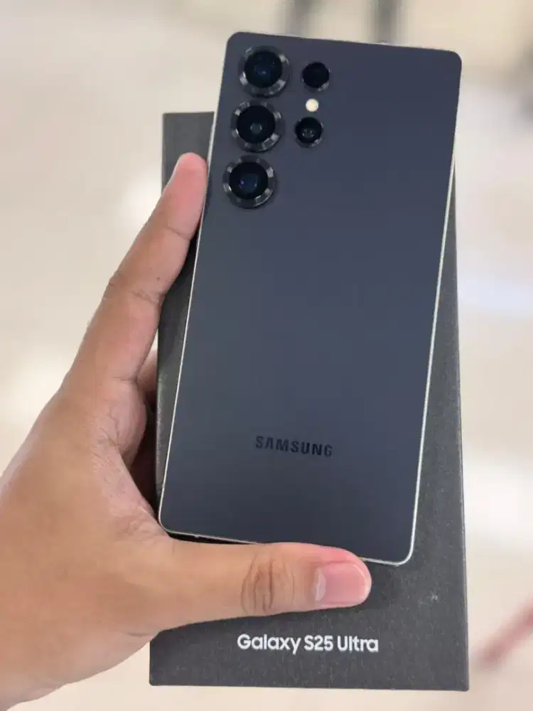 Samsung Galaxy S25 Ultra 12/256gb Fullset Mulus Nominus