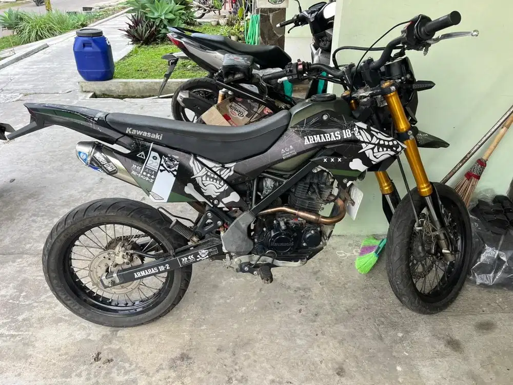 KLX D-tracker 150 th.2019