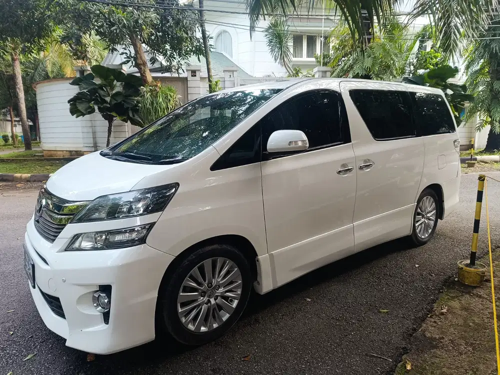 Toyota Alphard 2012 Bensin