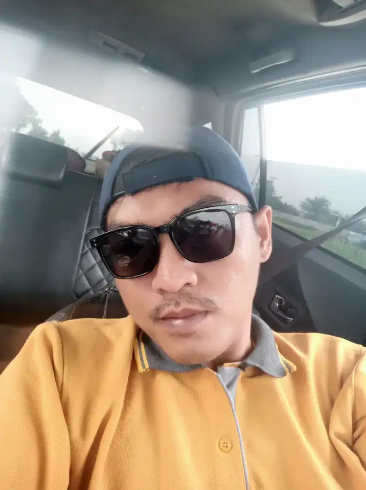 Butuh sopir panggil saya