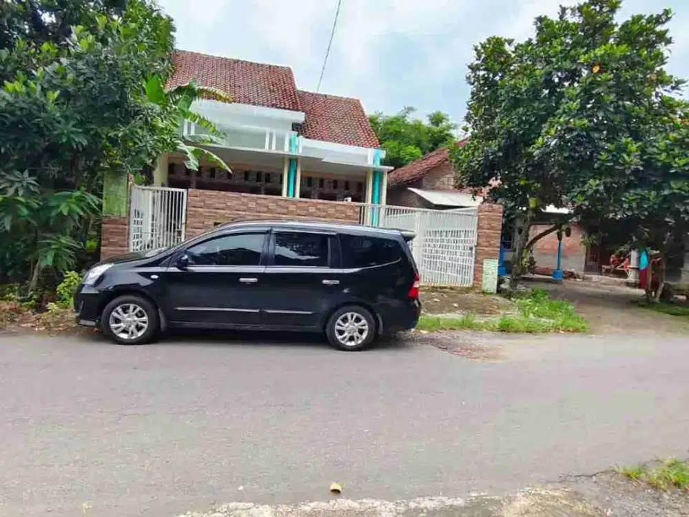 jual murah rumah lokasi strategis 4 menit ke jln raya propinsi pare jombNg d tungklur pare Kediri