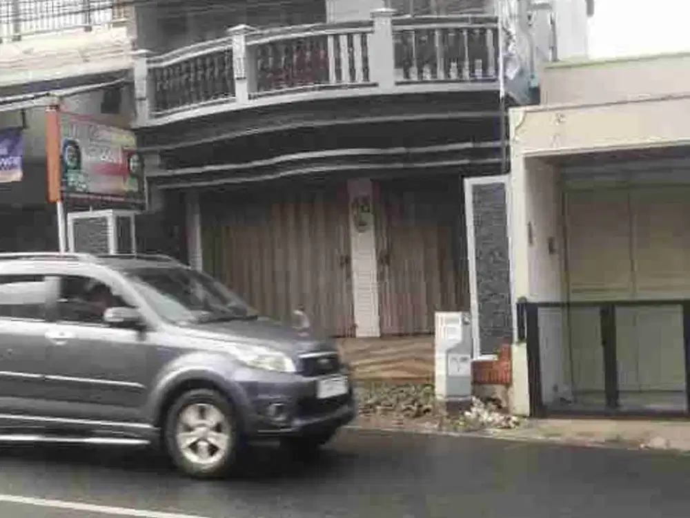 jual  murah villa  5 lantai  area  hotel di Songgokerto kota batu