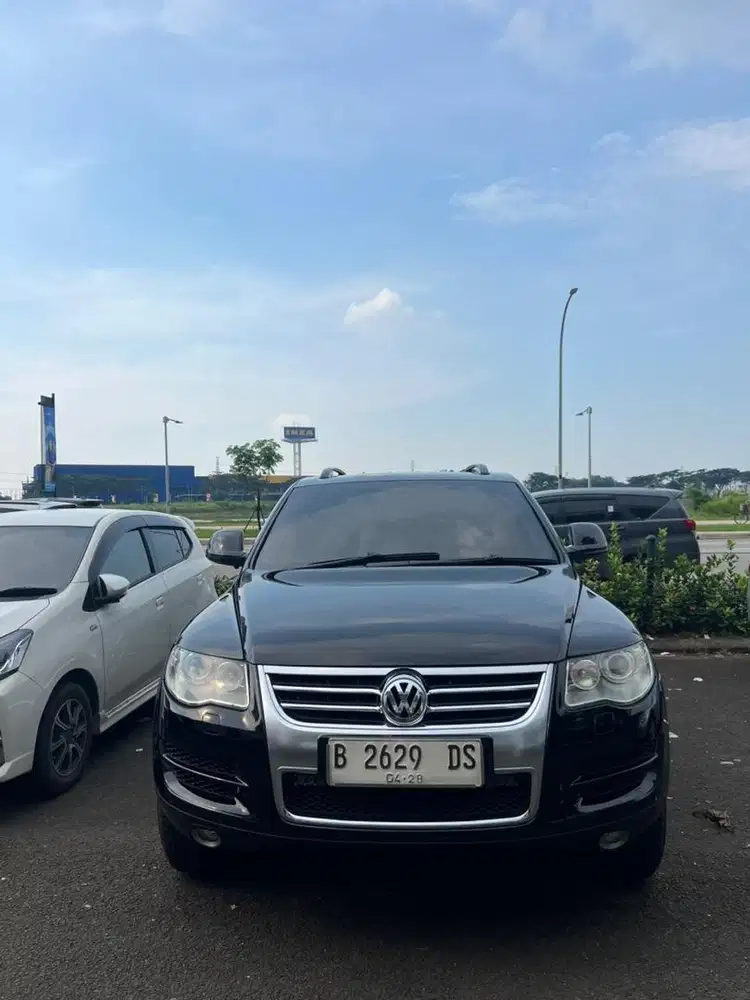 VW Touareg 3.0 L TDI A/T AWD
