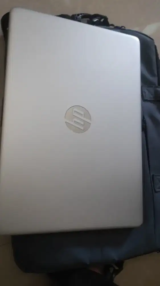 DIJUAL LAPTOP HP 14s SIAP PAKAI
