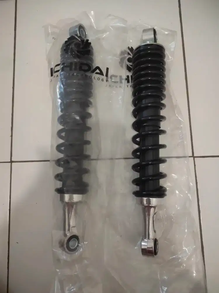 Sok belakang Revo absolut (ichidai)