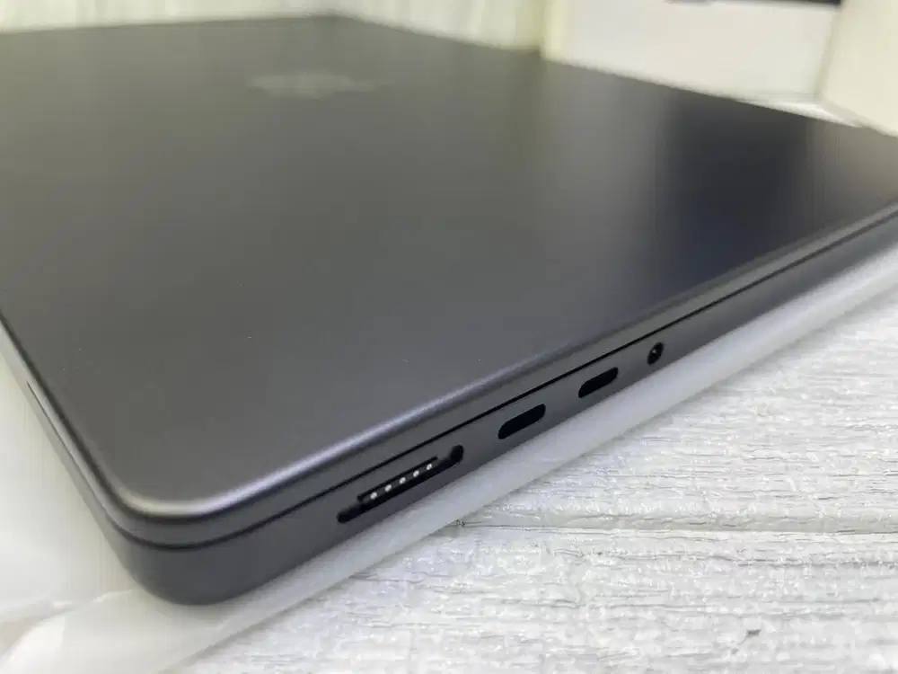 MacBook Pro M5 14inc 16/512 Silver