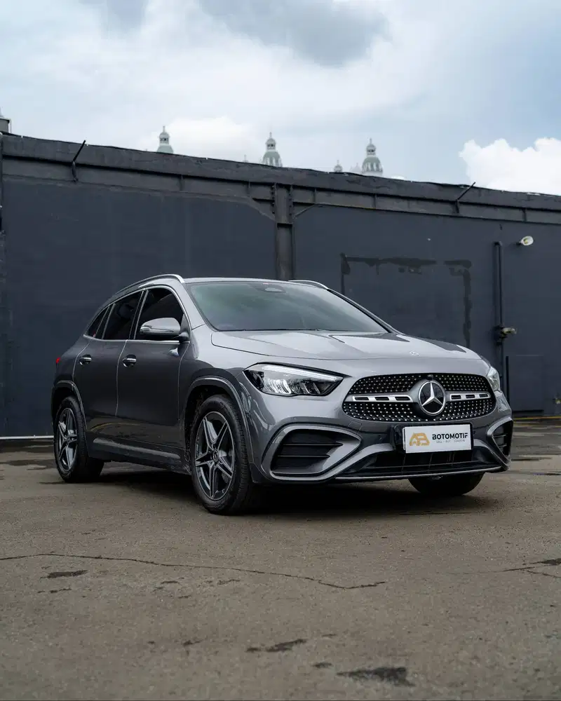 Mercedes-Benz GLA 200 AMG Line Facelift 2024
