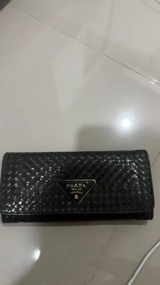 dompet prada original
