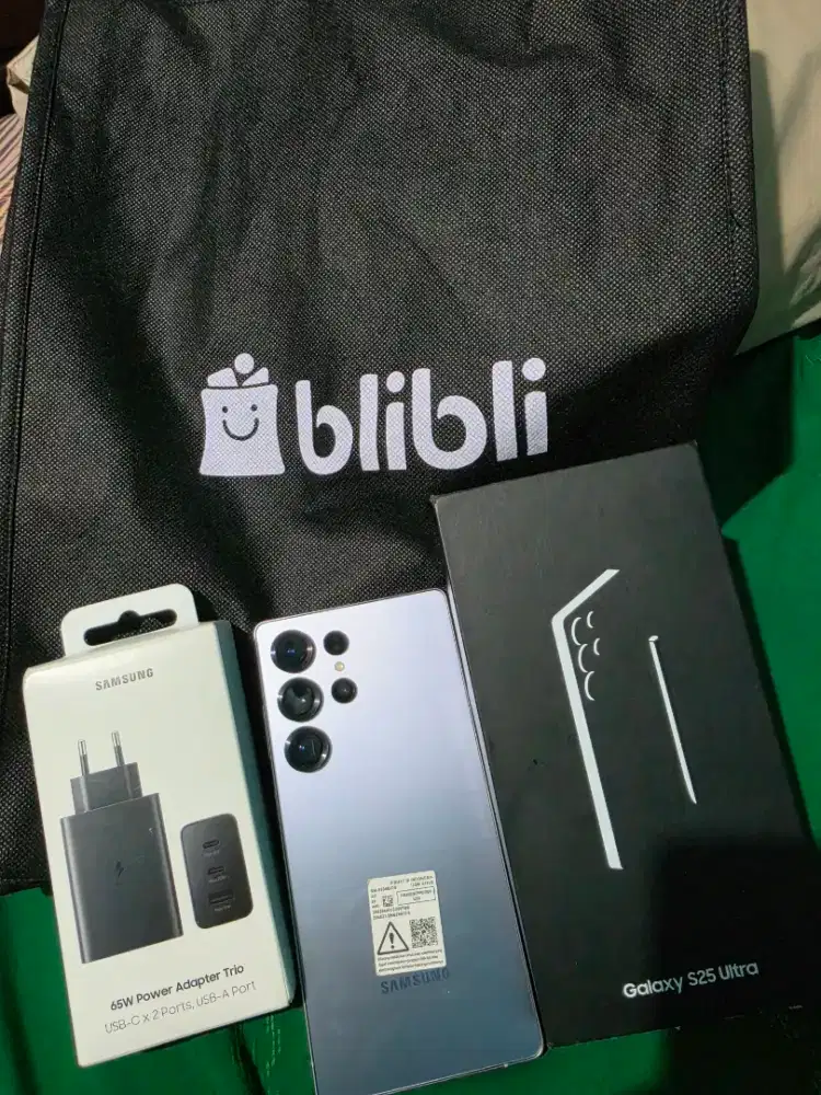 Samsung S25 Ultra 512gb Silver Blue