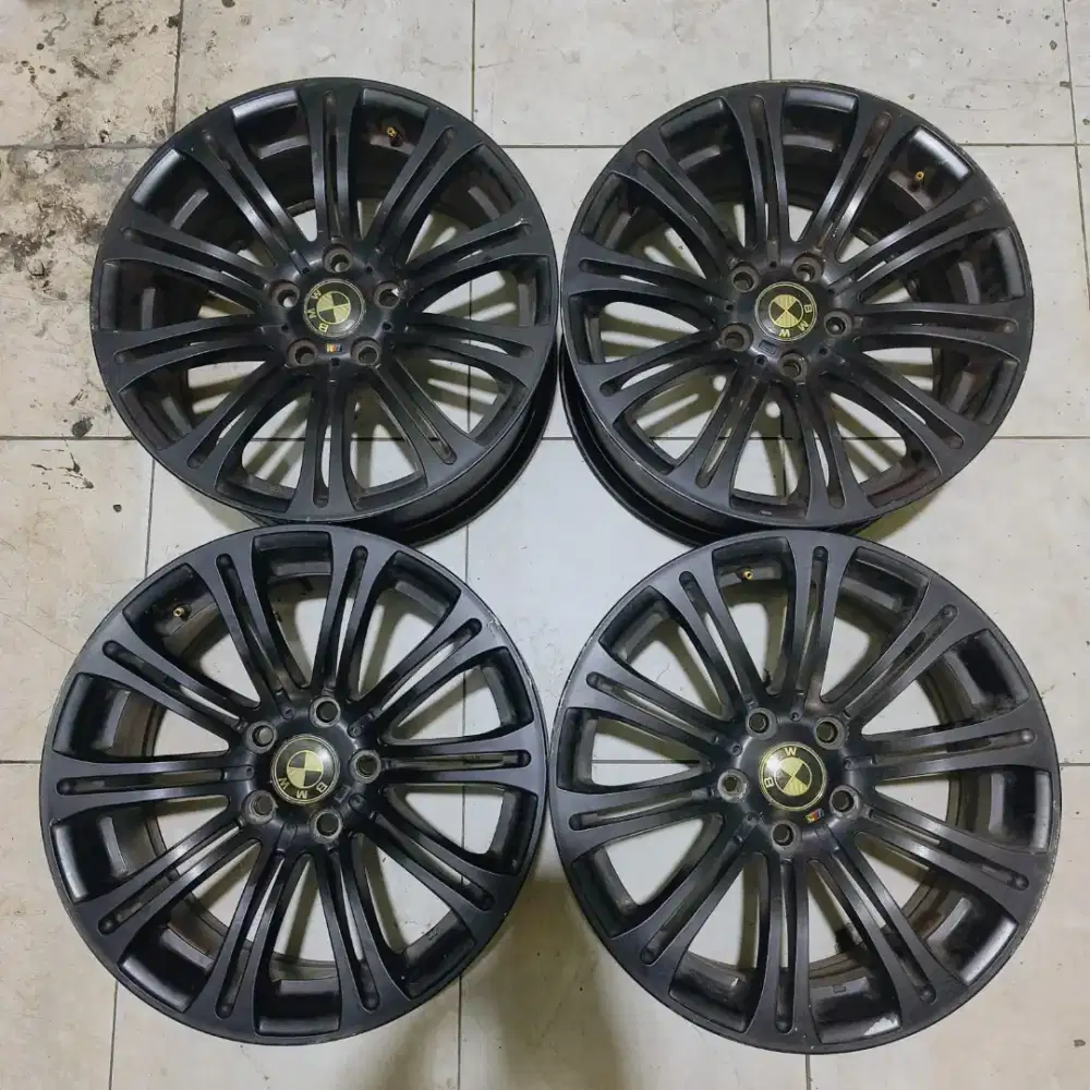 Velg bmw ring 18 pcd 5x120 lebar 8 rata