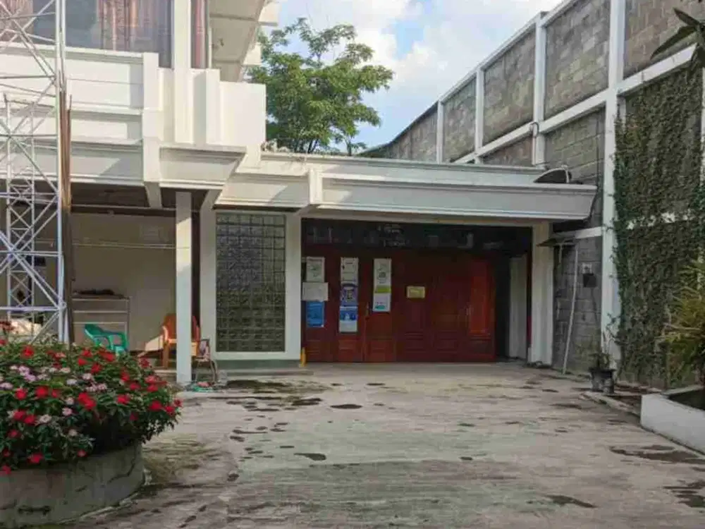 kantor dijual