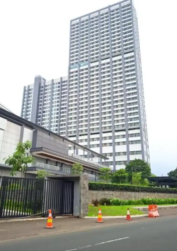 Disewakan Unit Penthouse 2BR Unfurnished Embarcadero Apartment