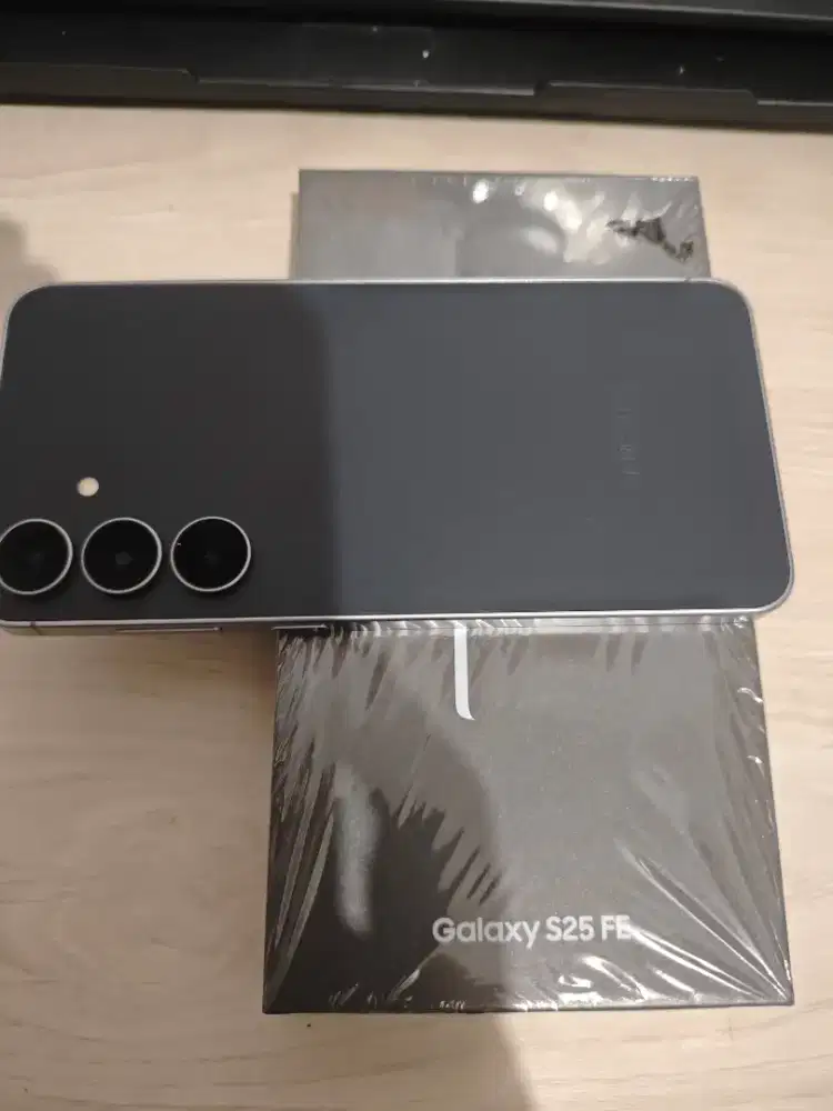 Jual Samsung S25 FE BLACK 512Gb fullset like new