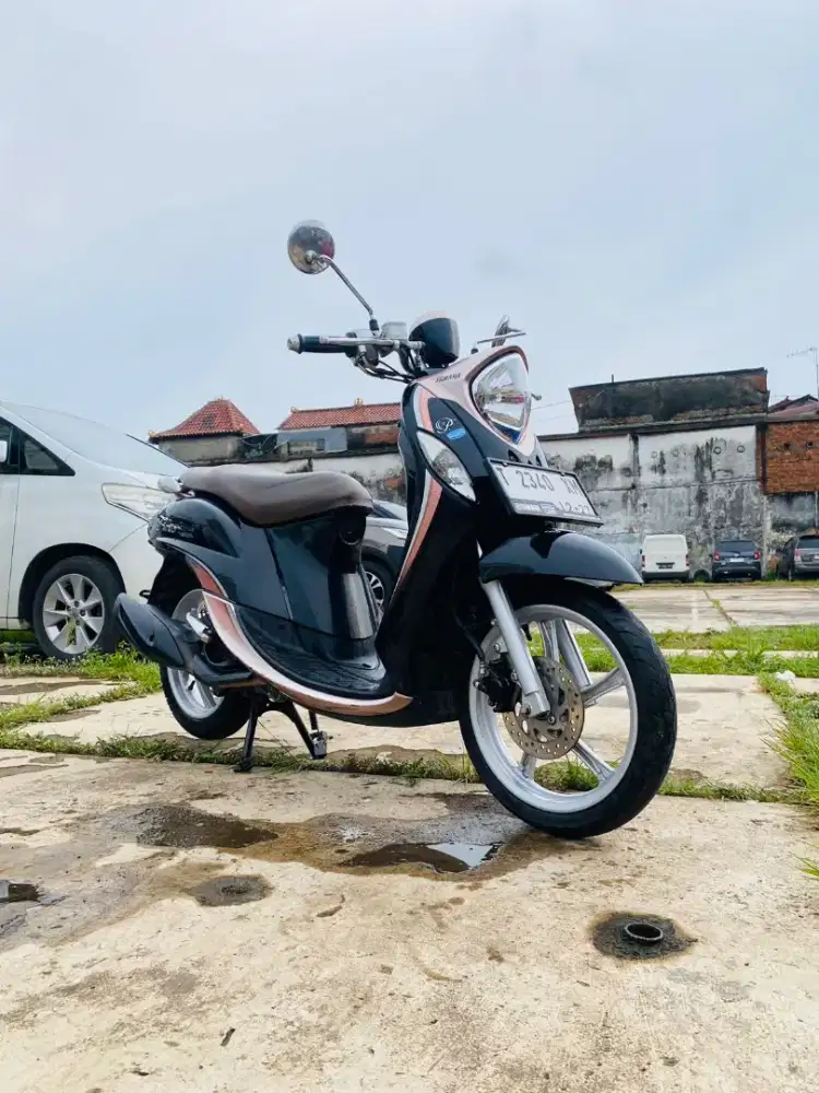 Yamaha Fino premium 125 fi th 2022 kondisi Gresss