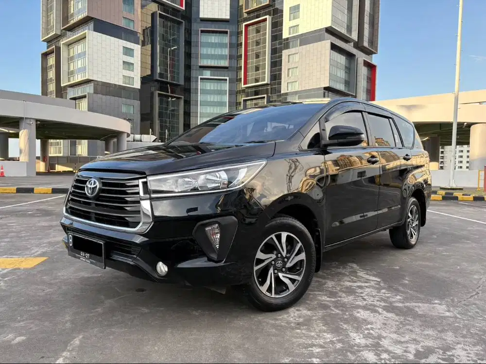 Toyota Innova Reborn 2.4 G Diesel 2022 // Solar 2021 V 2023