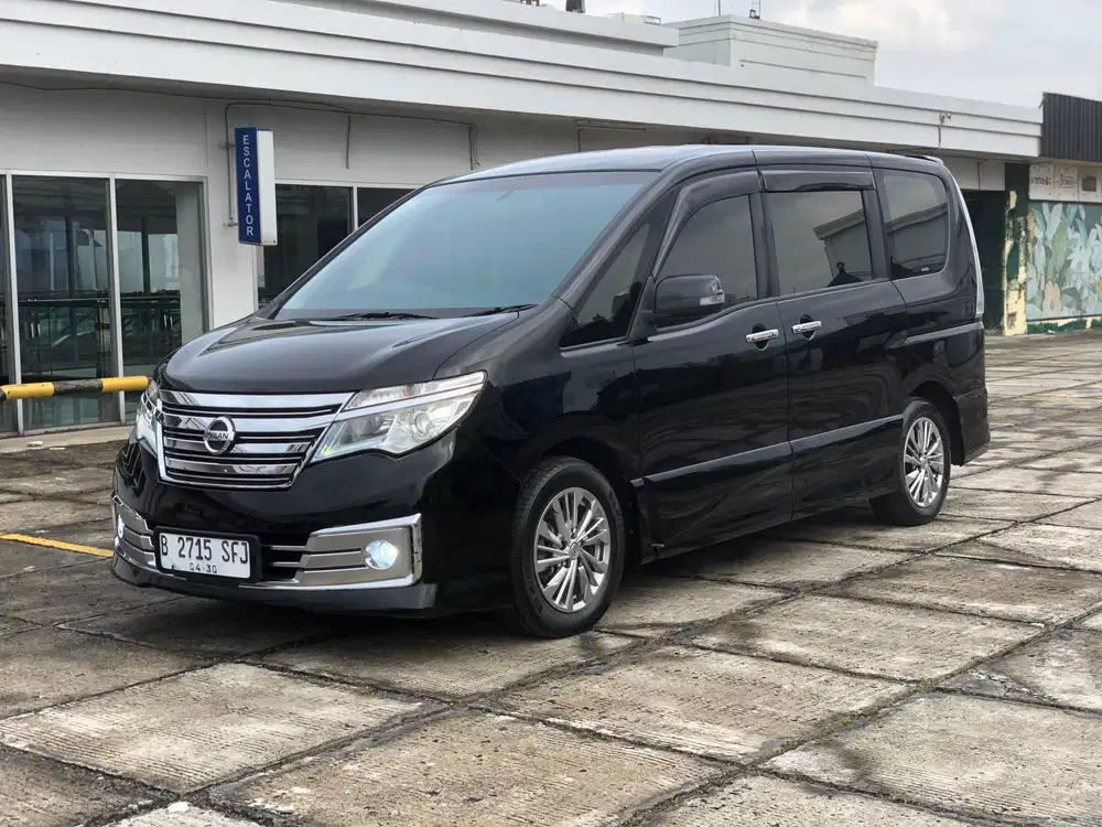 Nissan Serena 2015 Bensin