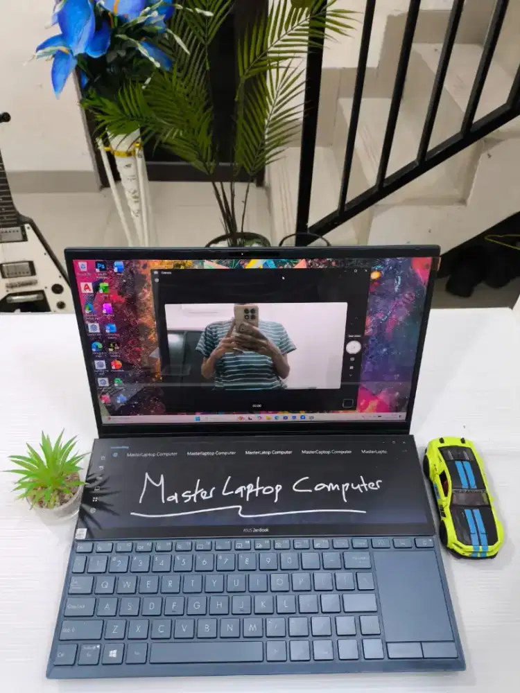 Laptop Asus ZENBOOK DUO UX481 DUAL SCREEN SSD 512Gb RAM 8Gb SLIM Mulus