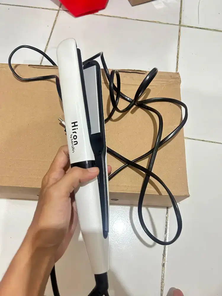 CATOKAN RAMBUT MERK HIRON BY SERATIN