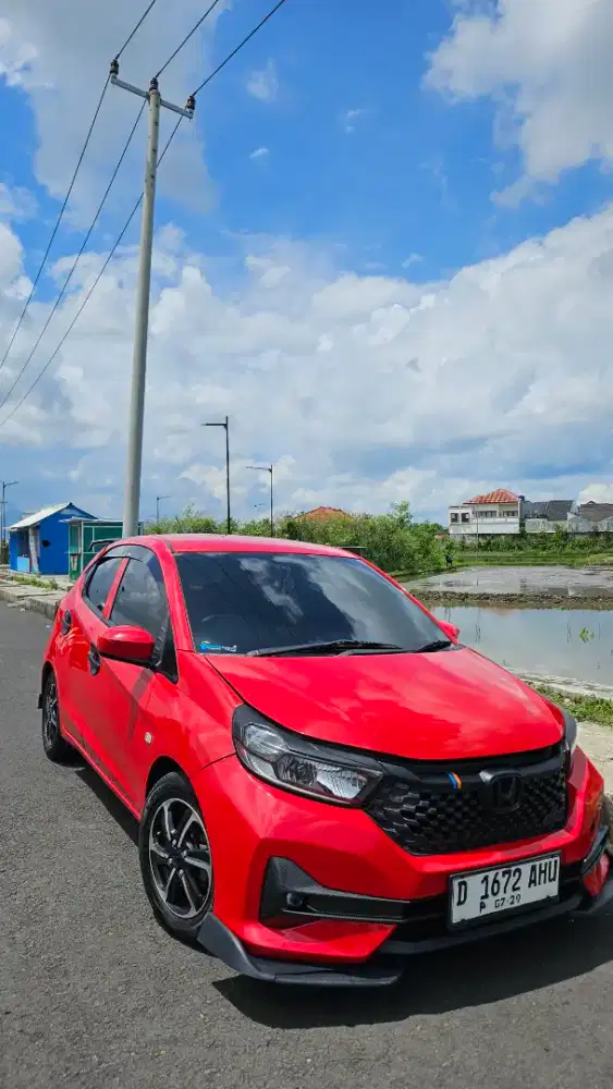 Brio 2019 MT upgrade RS Urbannight - X istri ngantor